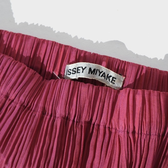 Rare Issey Miyake Pleated Sculptural Set 1998 - Picture 4 of 9